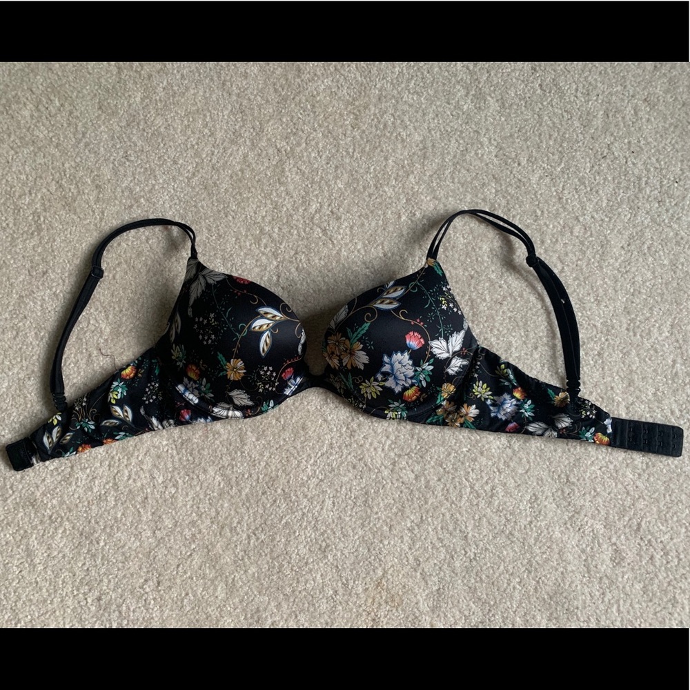 Victoria’s Secret Bombshell Bra